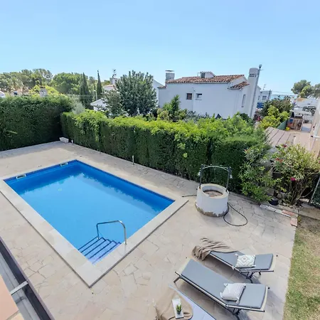 Villa Alicia By Interhome
