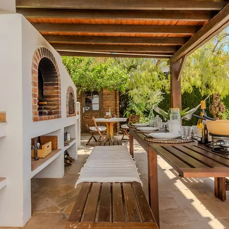 Villa Alicia By Interhome *